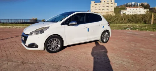 Peugeot 208 2019 Allure Facelift