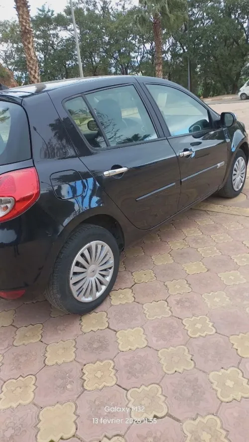 Renault Clio 3 2011 Exception