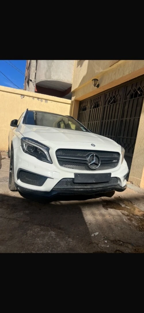Mercedes GLA 2016 45 AMG