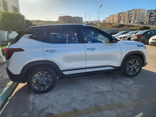Kia Seltos 2025 Luxury