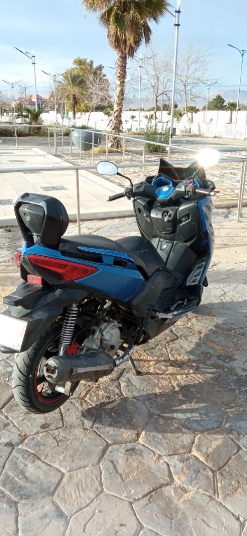 Yamaha X-max 2017