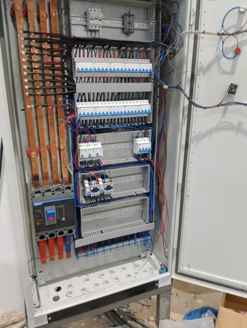 Études et réalisation des installations électriques