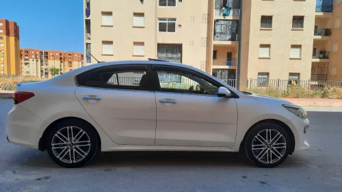 Kia Rio 2021 EX