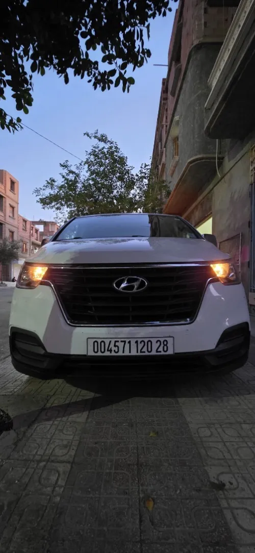 Hyundai H1 2020 vitré 8P