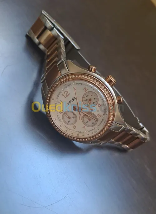 Montre fossile original
