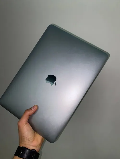 MacBook Pro M1 2020 Icloud