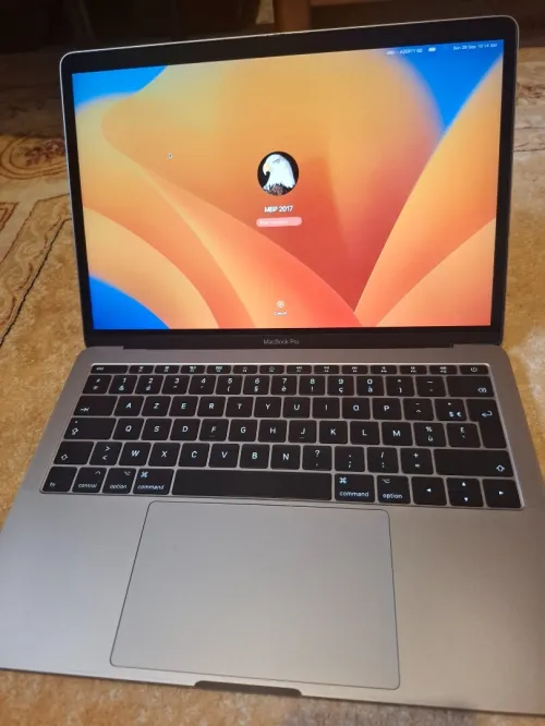 Macbook Pro 2017 13" i5 - 8 Go Ram - 128 Go Stockage