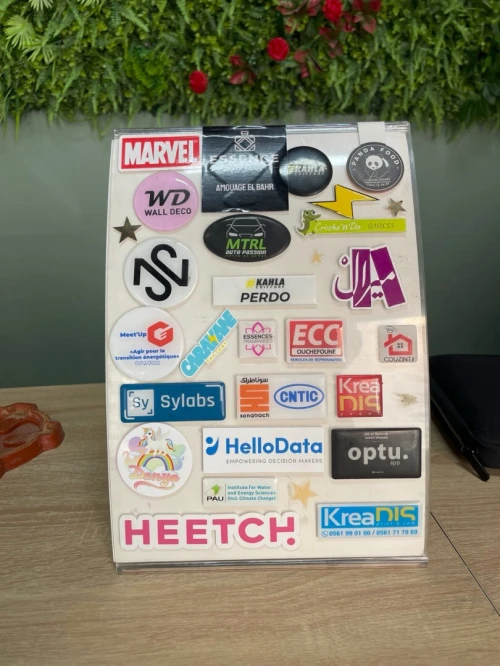 IMPRESSION ÉTIQUETTES & STICKERS