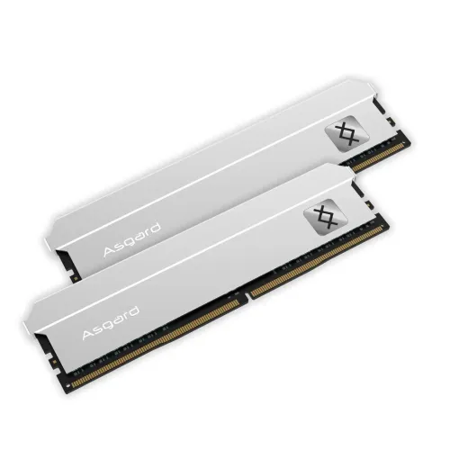 RAM 16GB( 2X8) 3200 DDR 4 (En configuration seulement)