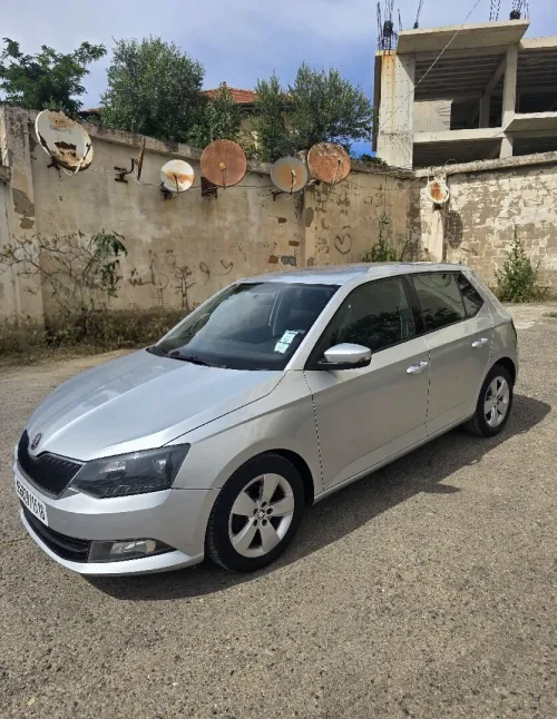 Skoda Fabia 2015 1er main