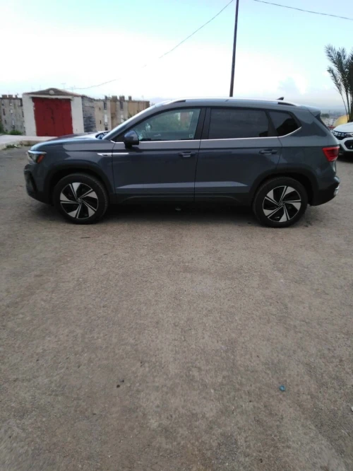 Volkswagen Taos 2023 SE