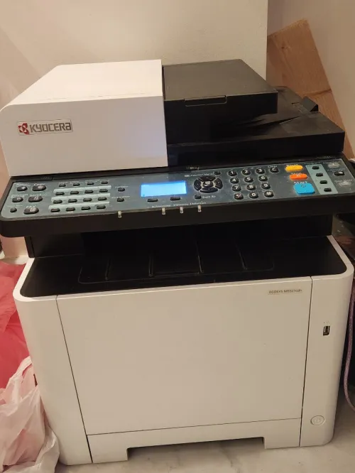 Imprimante laser couleur multifonction kyocera ecosys M5521 cdn