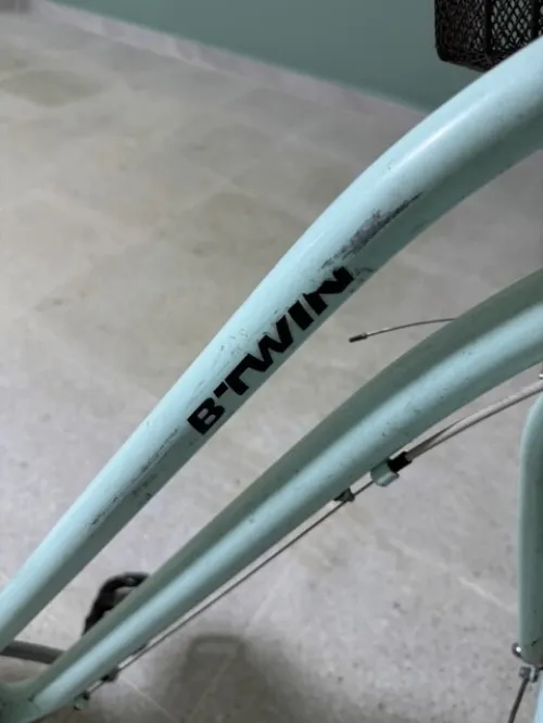 Vélo de ville B-TWin elops 520 pour adule en bon état