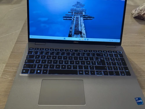 Dell Latitude 5530/i7-1255U/32g de ram/2X 256g ssd