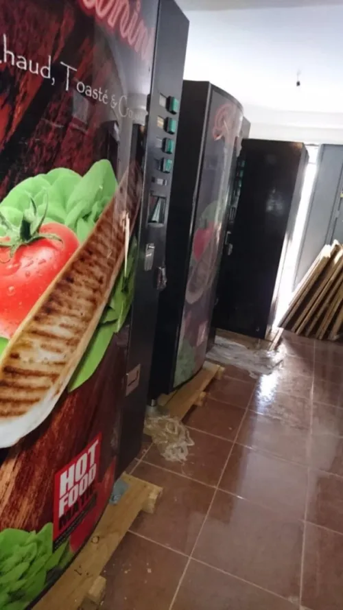 Distributeur panini 