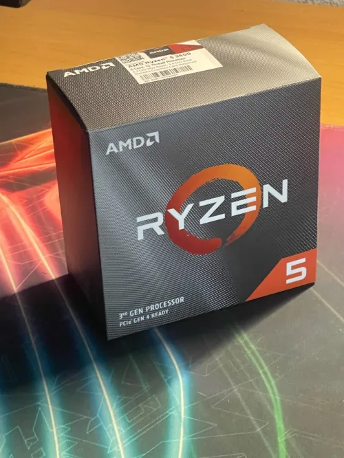 Ryzen 5 3600 Wraith Spire (3.6 GHz / 4.2 GHz)