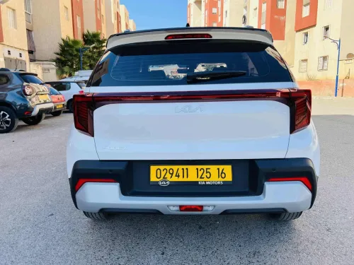 Kia Sonet  2025 Luxry