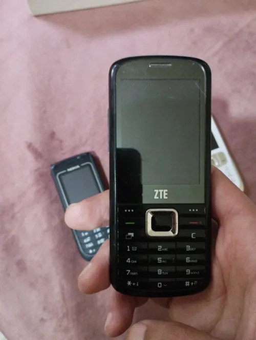 Téléphones portables L'original  . Habtin Caba 