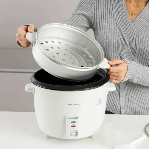 Cuiseur À Vapeur à Riz Taurus Électrique 700W 1.8L avec Revêtement anti-adhérent - جهاز طهي بالبخار