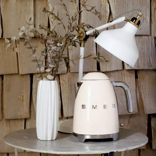 Bouilloire Électrique SMEG Sans fil 1.7L 2400W - Esthétique Années 50 Créme