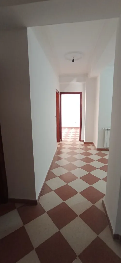Location Appartement Niveau de villa F4 Alger Kouba