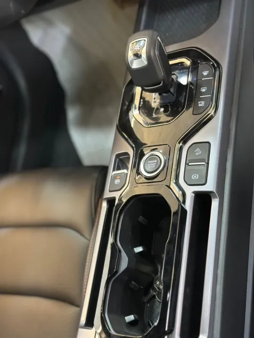 Geely Cow-boy 2025 Tout option