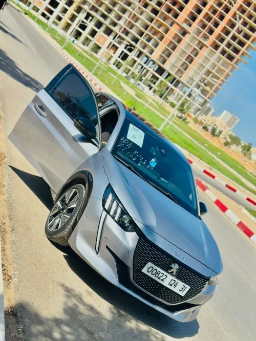 Peugeot 208 2024 GT