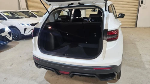 Geely Coolray 2025 