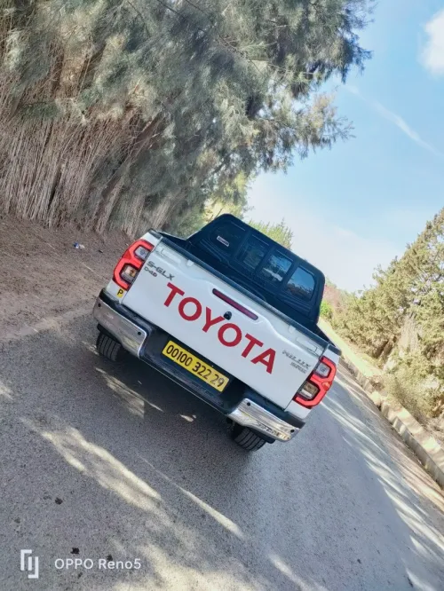 Toyota Hilux 2022 LEGEND DC 4x4 Pack Luxe