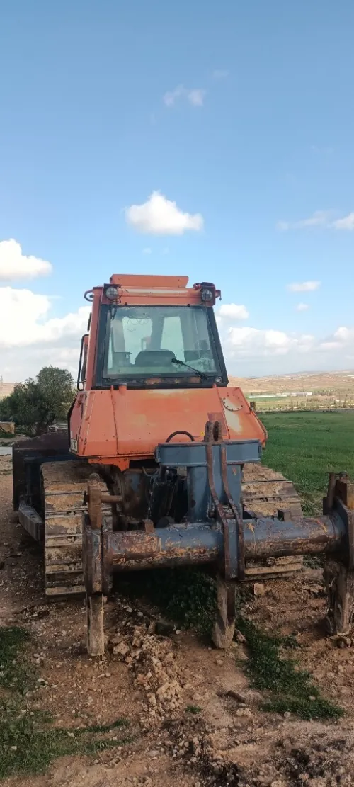 Fait Hitachi D180 2000