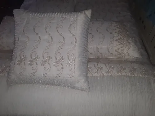 افرشة عرائس