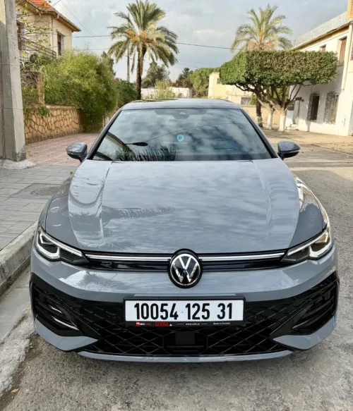 Volkswagen Golf 8 2025 R