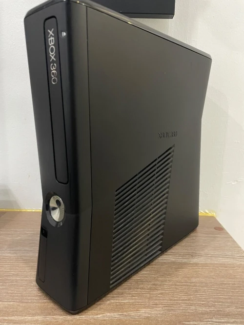 Xbox 360 slim