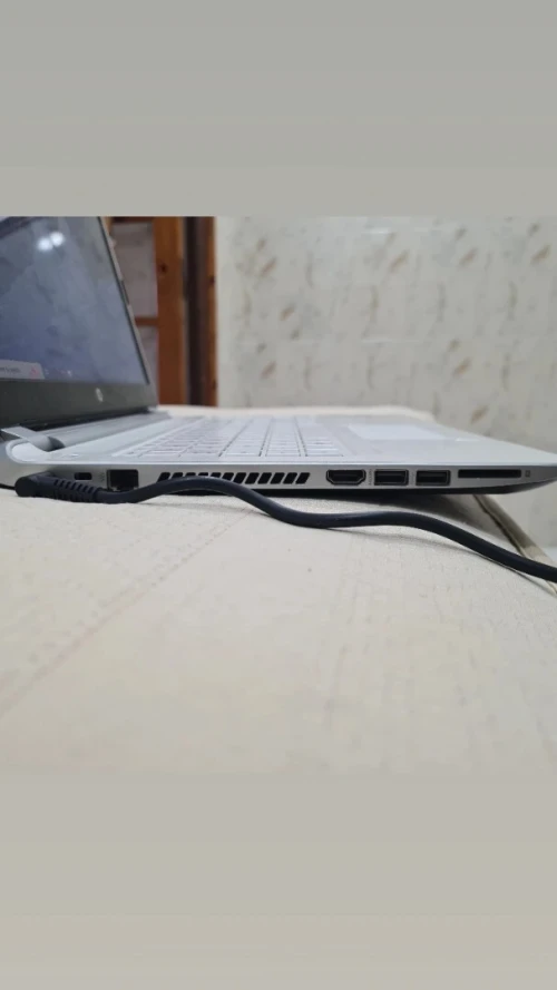 Laptop hp i5 4eme gen