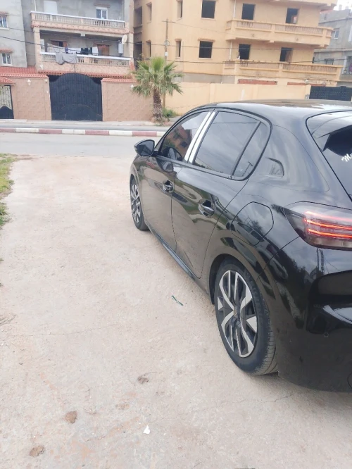 Peugeot 208 2024 Active Pack