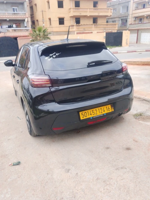 Peugeot 208 2024 Active Pack