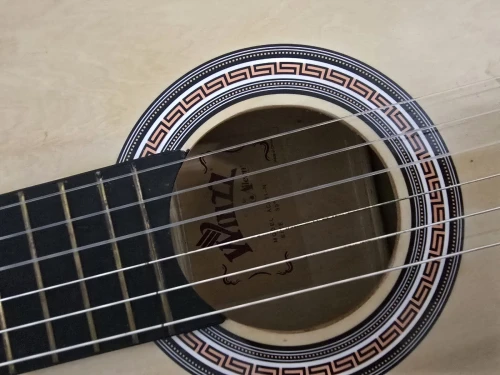 Guitare classique Relizane