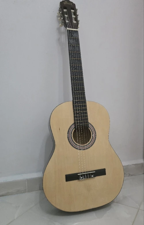 Guitare classique Relizane