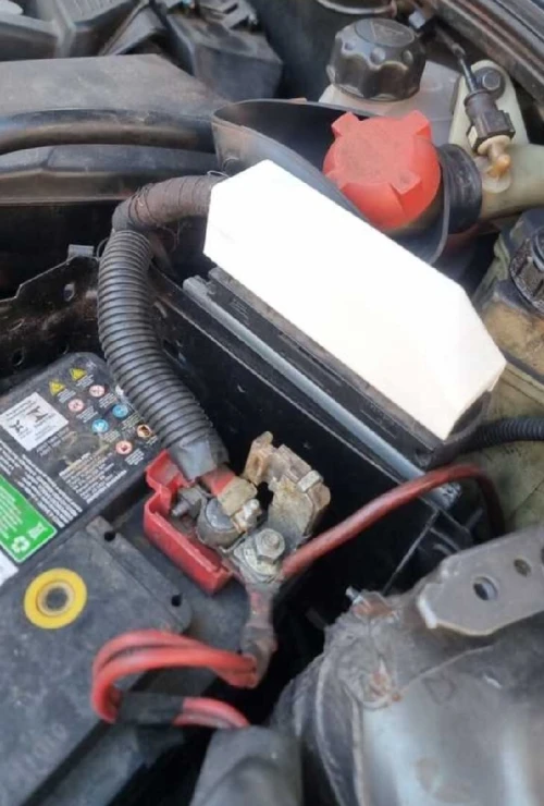 Cache mémoire Renault