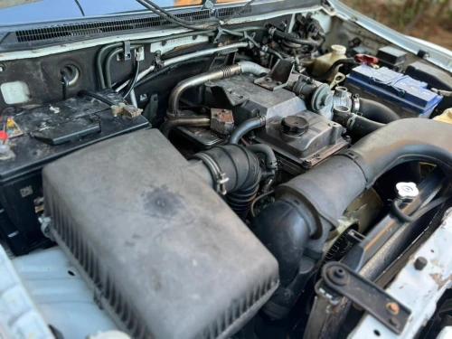 Mitsubishi Pajero Court 2003 