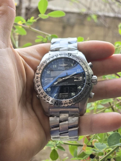 Breitling Cockpit B50 EB501022/BD40-176E, Bracelet