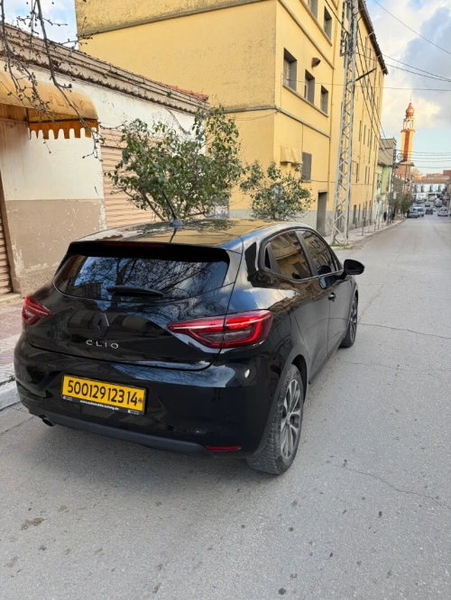 Renault Clio 5  2023 Equilibre