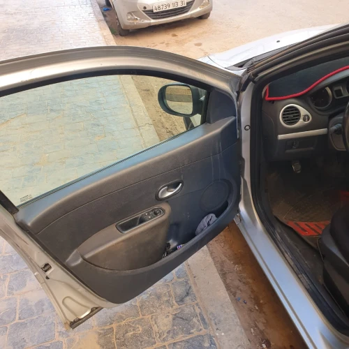 Renault Clio 3 2012 Night and Day
