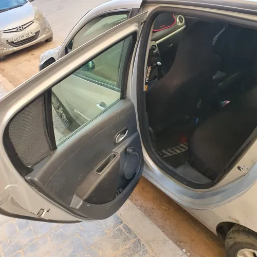 Renault Clio 3 2012 