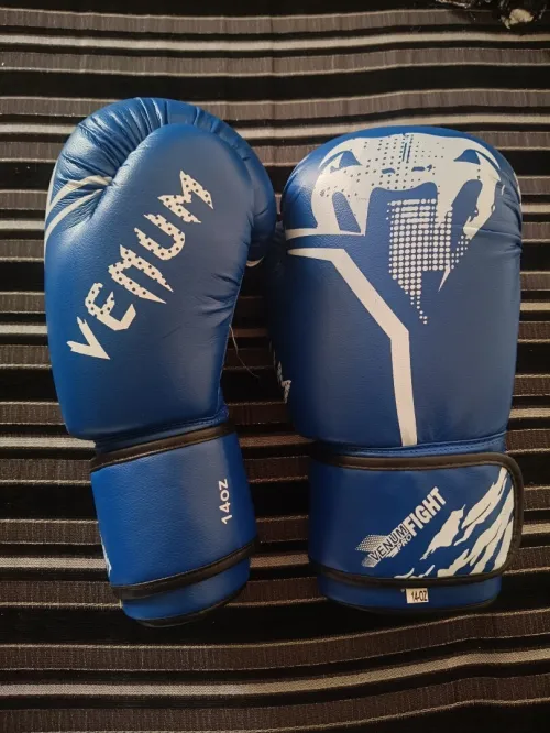 Gants de boxe Venum blue