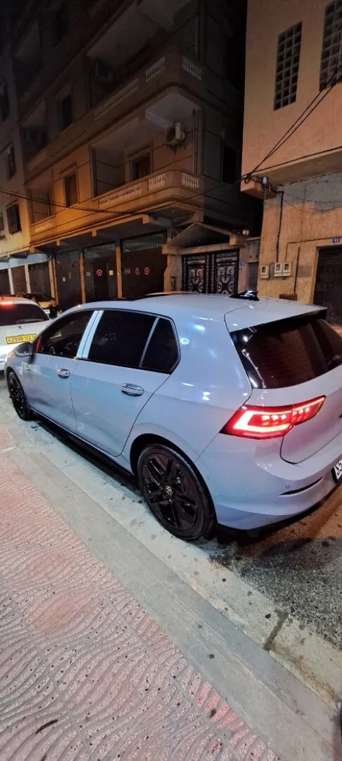 Volkswagen Golf 8 2025 R Black Edition 
