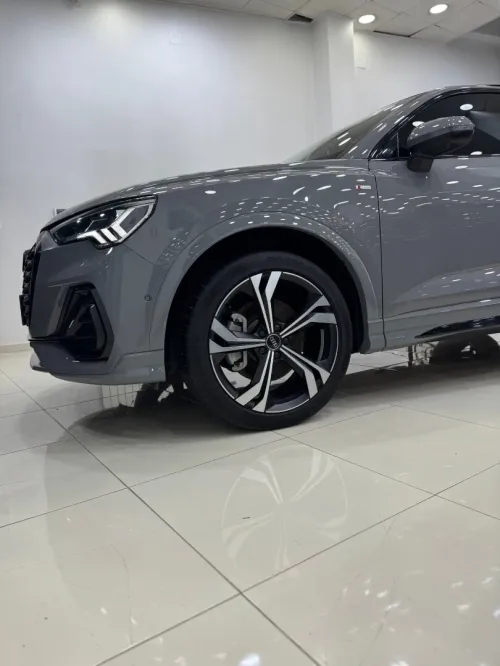 Audi Q3 2023 S-LINE INT EXT