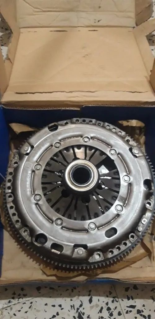 kit complet d'embraillage VAG CADDY / LEON /GOLF 5/6 