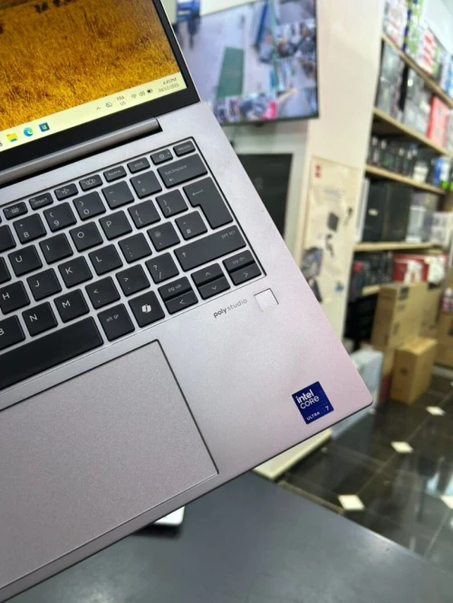 HP ZBOOK FIREFLY 14 G11 Intel Core Ultra 7 155H 32GB DDR5 512GB SSD Arc graphics + RTX A500 4GB