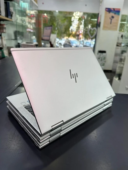 HP ELITEBOOK X360 1030 G3 i5-8350U RAM 16GB DISQUE 512GB SSD ECRAN  13" FULL HD  Graphiques UHD